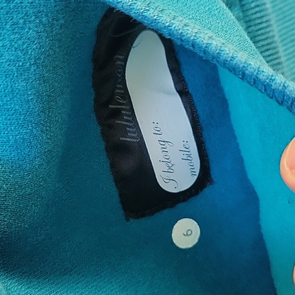 Lululemon zip up hoodie size 6 - Picture 9 of 13